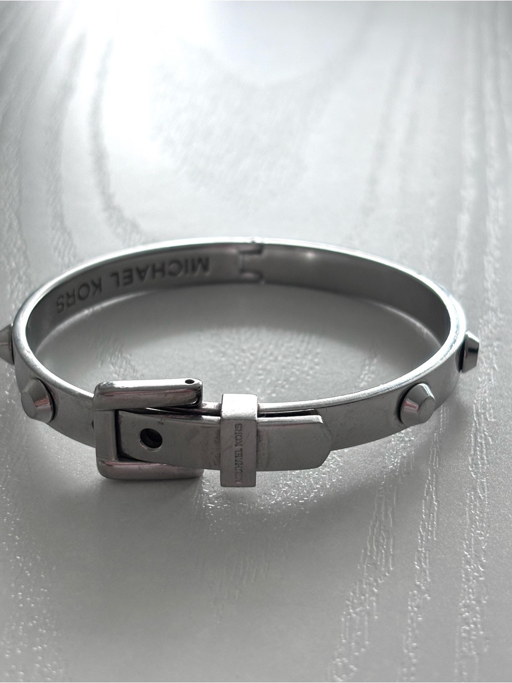 Michael Kors Buckle bracelet in silver tone
